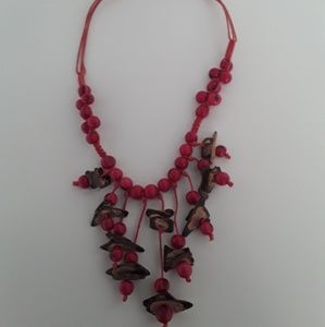Women's  tagua necklace.(code:ACPR-N-003)